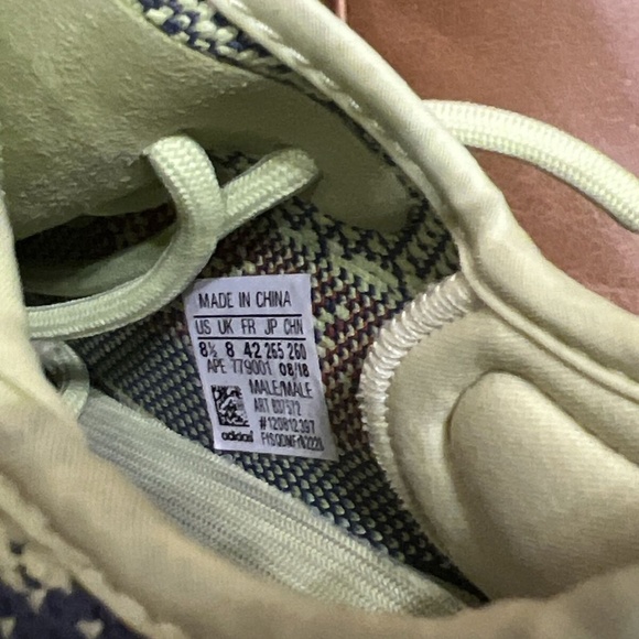 Adidas Yeezy Boost 350 V2 Semi Frozen Yellow Size 8.5 B37572 8 1/2 - Picture 7 of 11